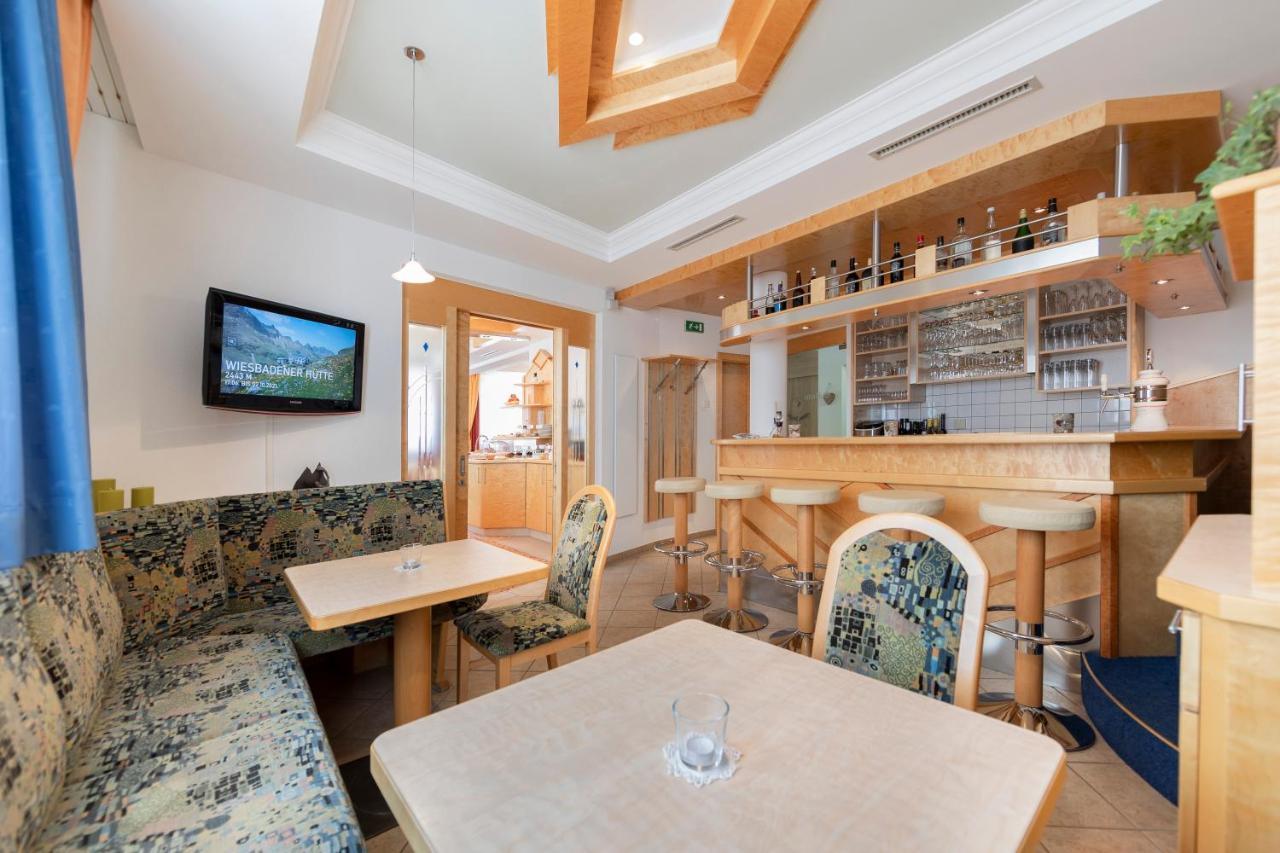 Apart Garni St Martin - Silvretta Card Premium Betrieb Galtuer Exterior photo