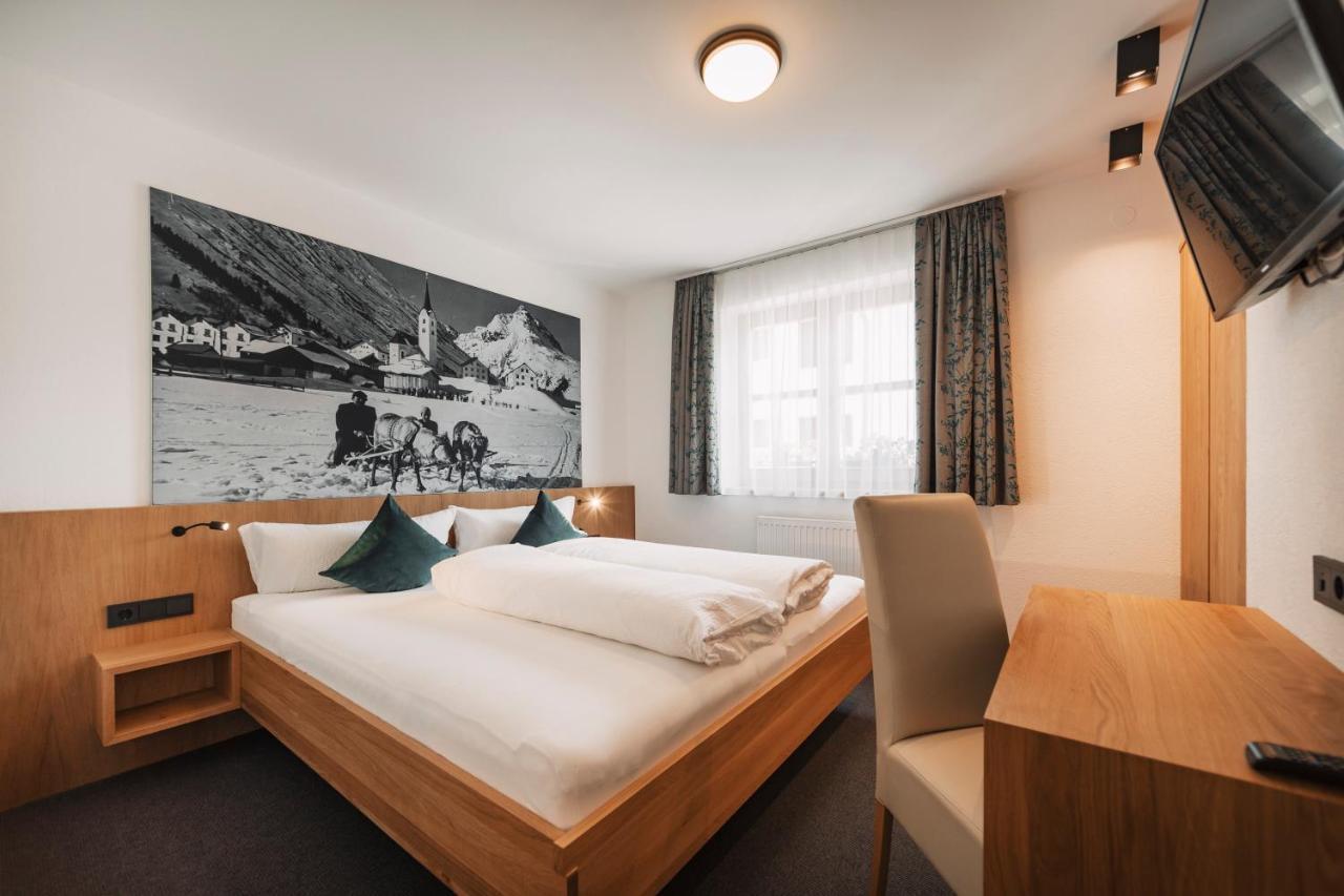 Apart Garni St Martin - Silvretta Card Premium Betrieb Galtuer Exterior photo