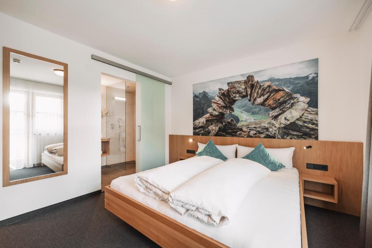 Apart Garni St Martin - Silvretta Card Premium Betrieb Galtuer Exterior photo